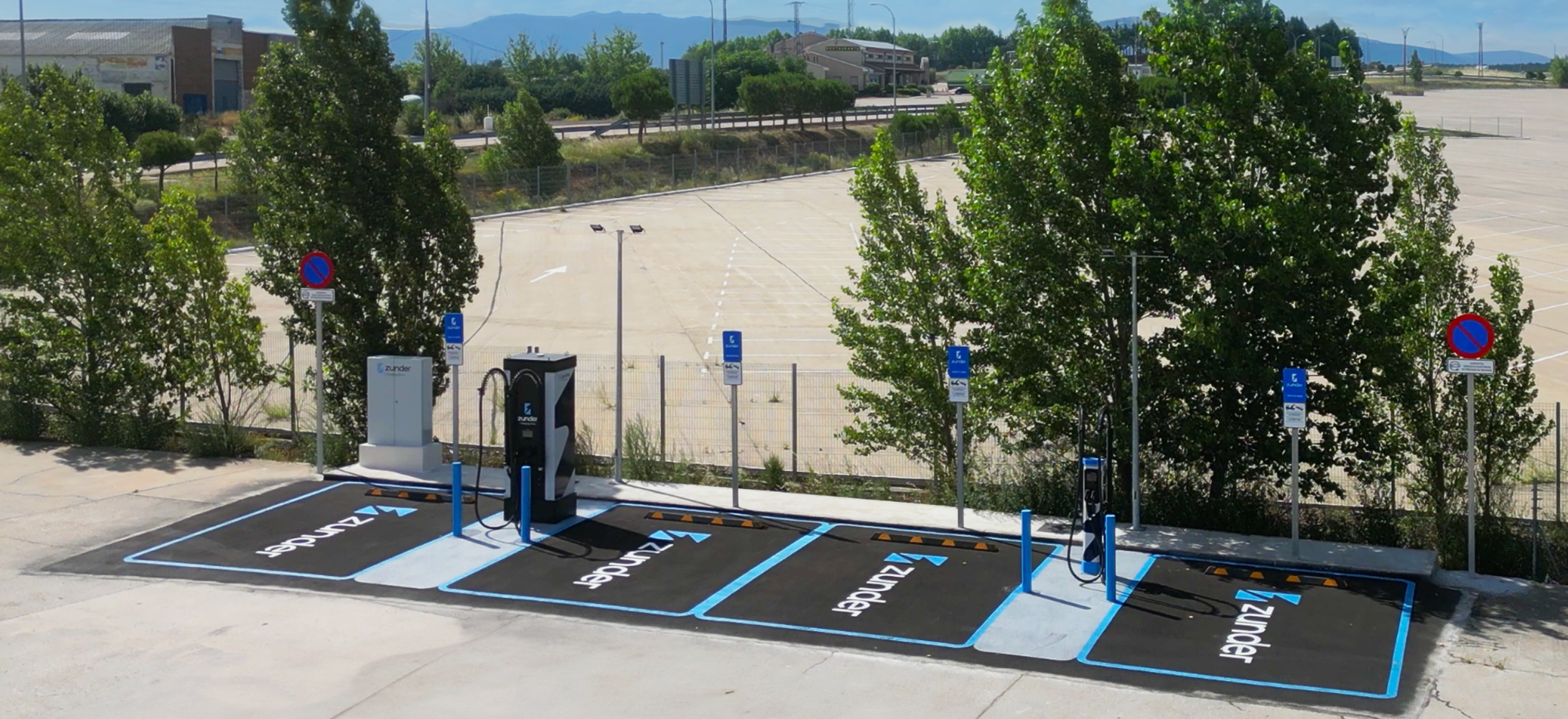 Estación de Carga Ultra-rápida de Zunder en Boceguillas, en la provincia de Segovia