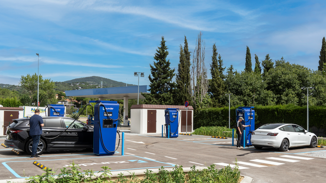 Zunder Ultra-Fast Charging Station in l’Ametlla del Vallès