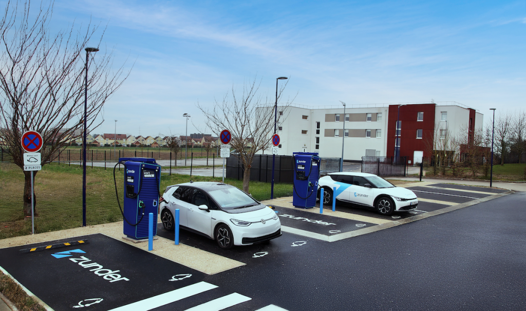 Station de Recharge Ultra-Rapide Zunder à Sant-André-Les-Vergers